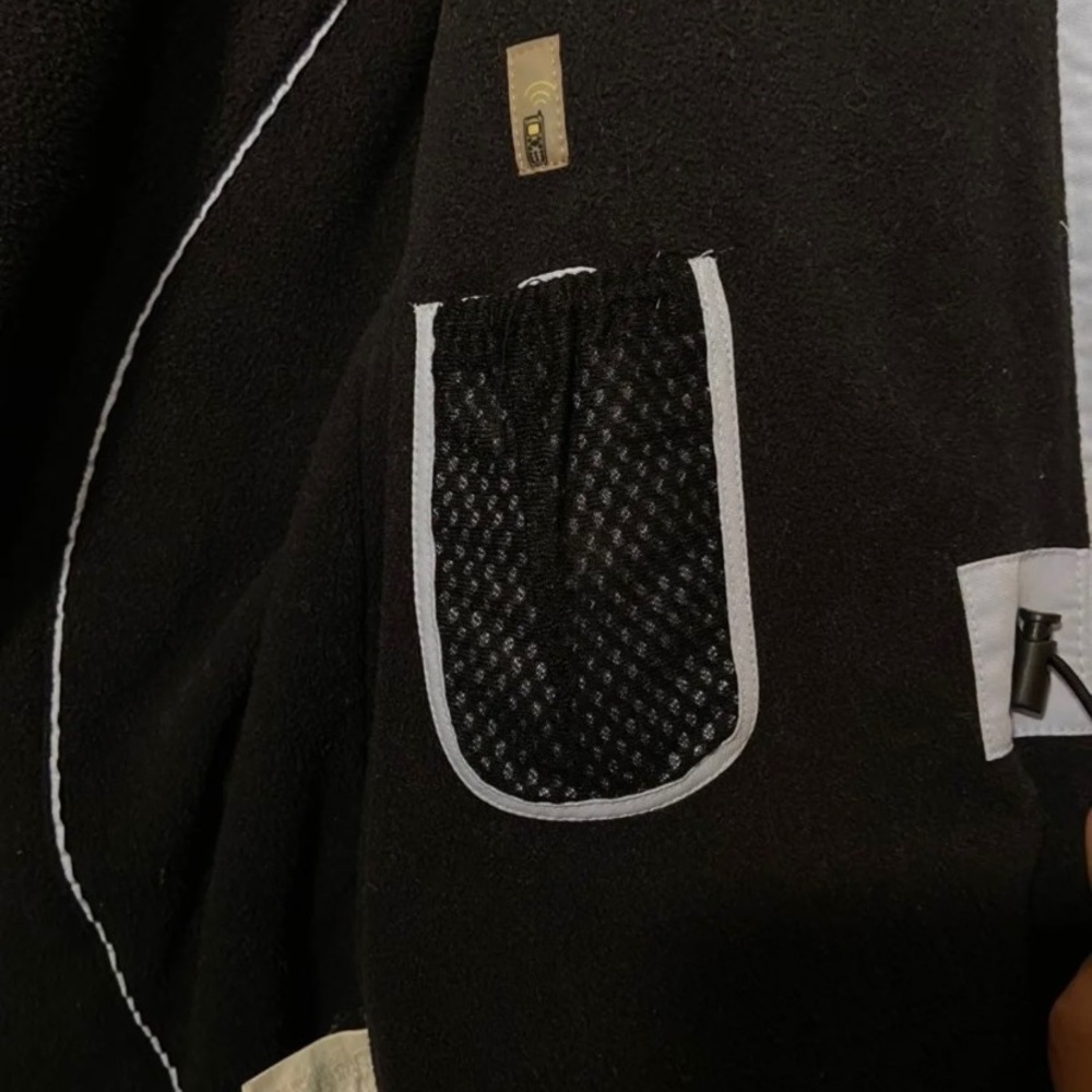 Jacket - Picture 4 of 6